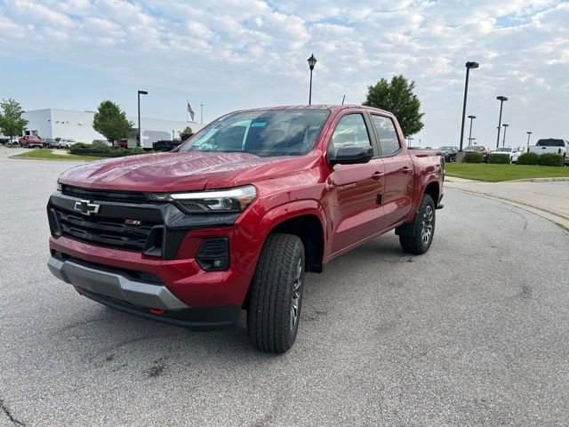 2025 Chevrolet Colorado Z71 photo 2