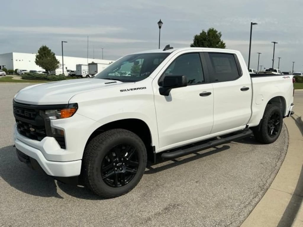 New 2026 Chevrolet Silverado 1500 Custom Truck