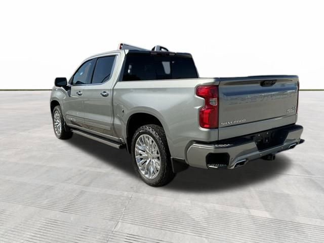 2024 Chevrolet Silverado 1500 High Country photo 4