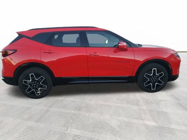 2023 Chevrolet Blazer RS photo 3