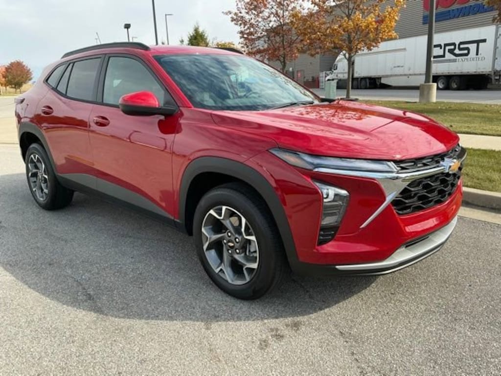 Used 2026 Chevrolet Trax LT SUV