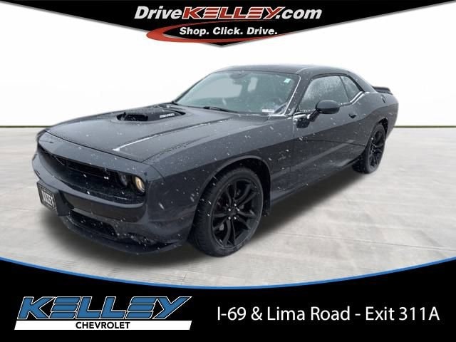 2016 Dodge Challenger R/T's photo