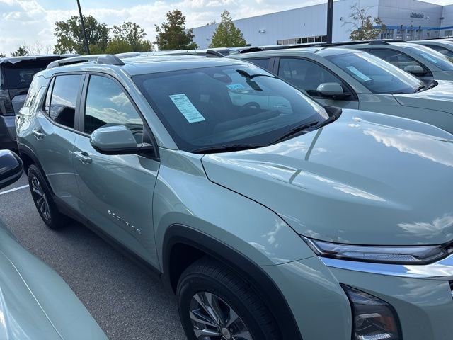 2026 Chevrolet Equinox LT photo 2