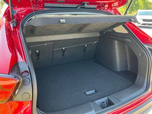 2026 Chevrolet Trax LT - Photo 11