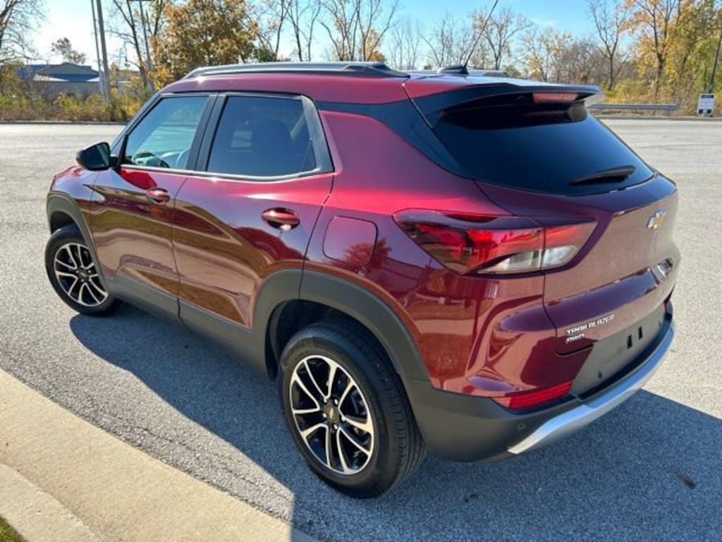 Used 2025 Chevrolet Trailblazer LT SUV