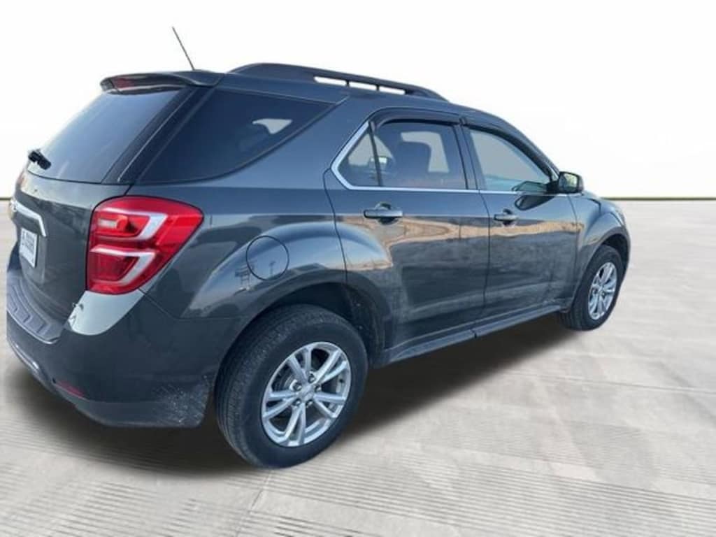 Used 2017 Chevrolet Equinox LT SUV