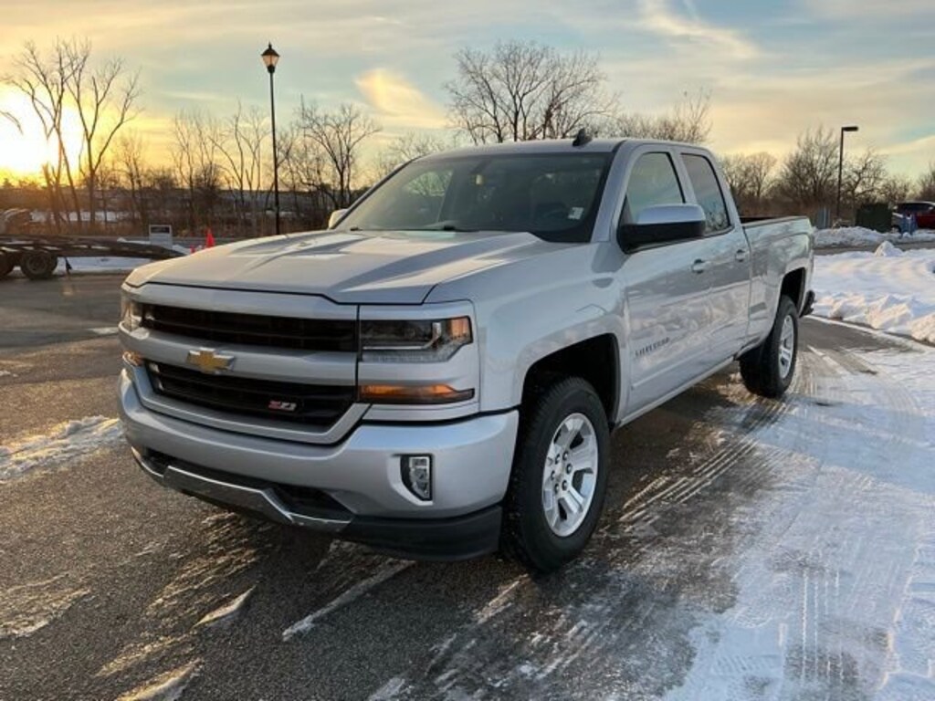 Used 2017 Chevrolet Silverado 1500 LT Truck