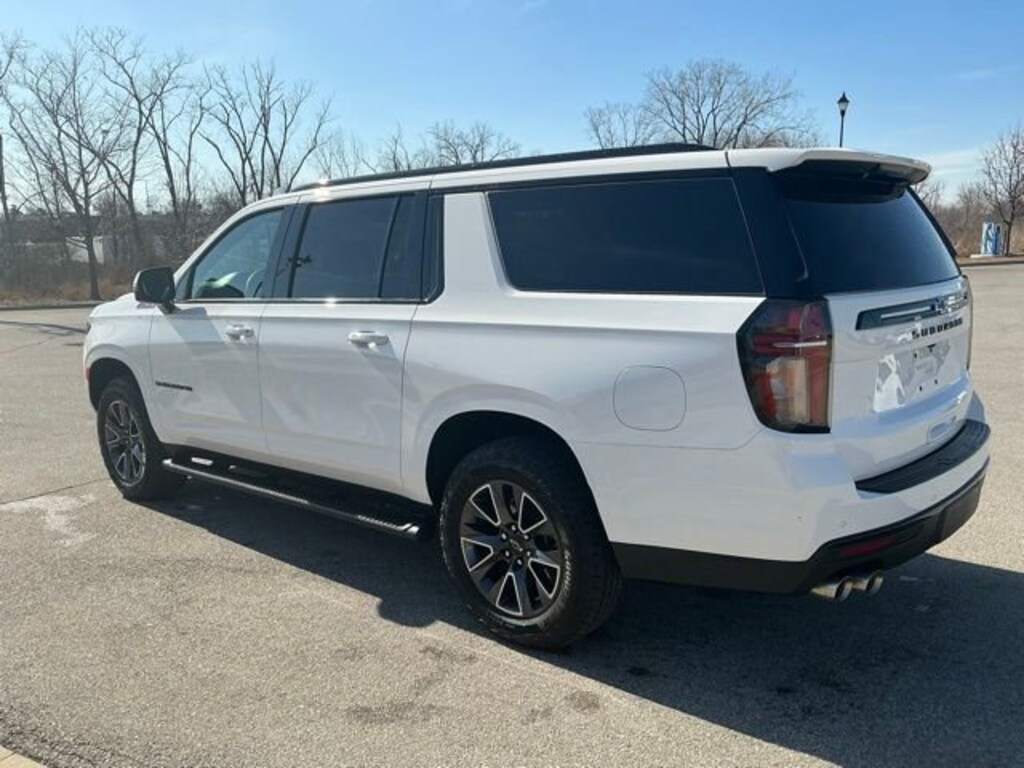 Used 2024 Chevrolet Suburban Z71 SUV