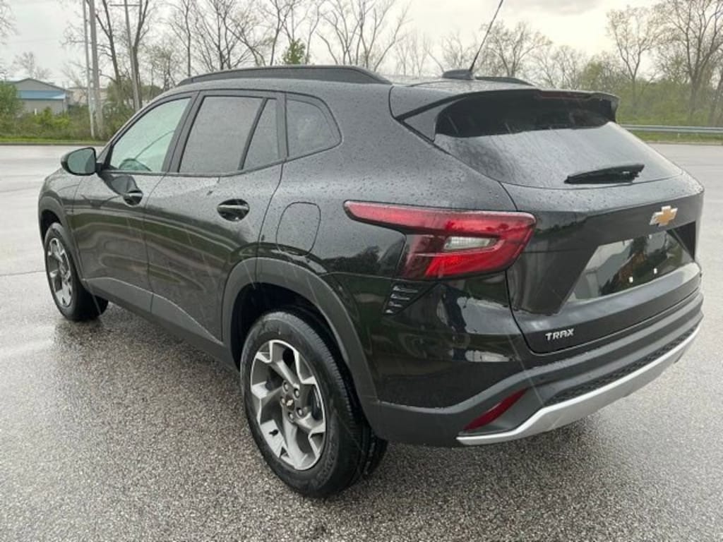 New 2026 Chevrolet Trax LT SUV