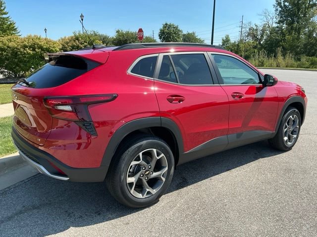 2026 Chevrolet Trax LT - Photo 6
