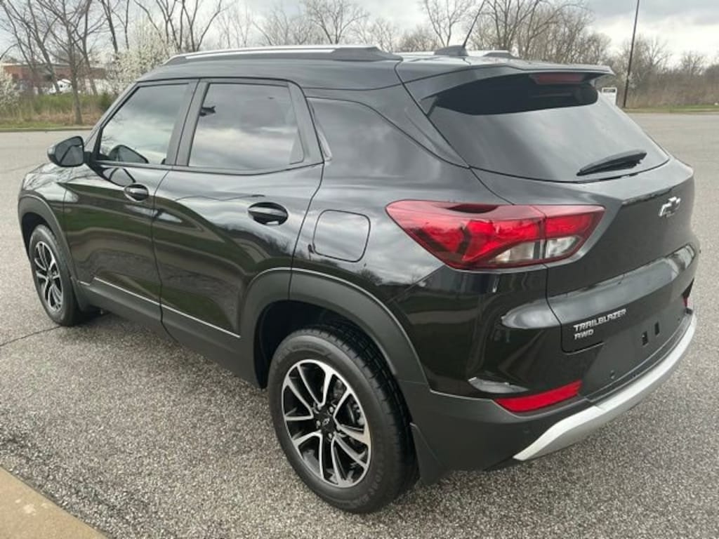 Used 2024 Chevrolet Trailblazer LT SUV