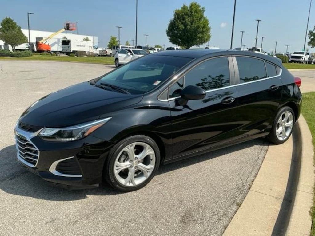 Used 2019 Chevrolet Cruze Premier Car
