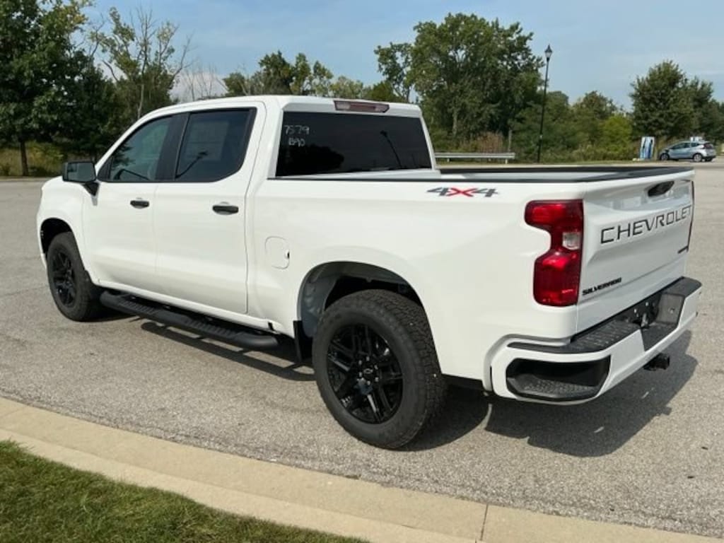 New 2026 Chevrolet Silverado 1500 Custom Truck