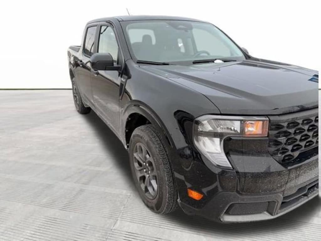 Used 2025 Ford Maverick XLT