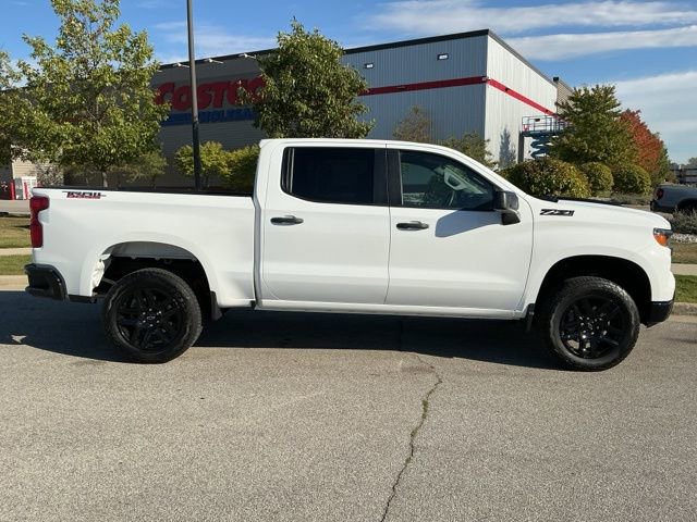 2023 Chevrolet Silverado 1500 Custom Trail Boss photo 3