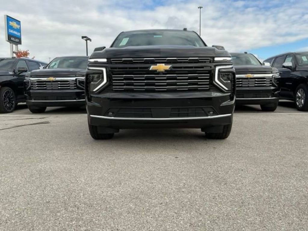 New 2025 Chevrolet Suburban High Country SUV