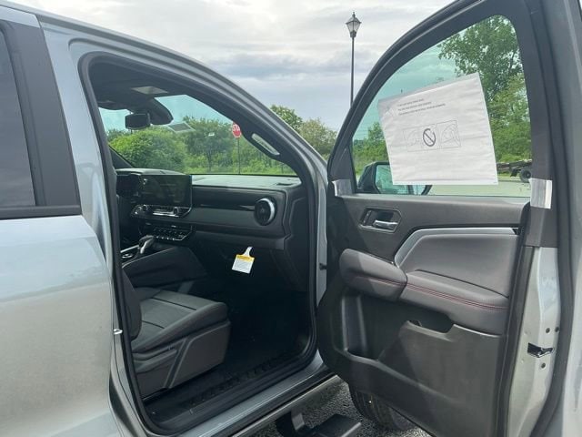 2026 Chevrolet Colorado Z71 - Photo 18