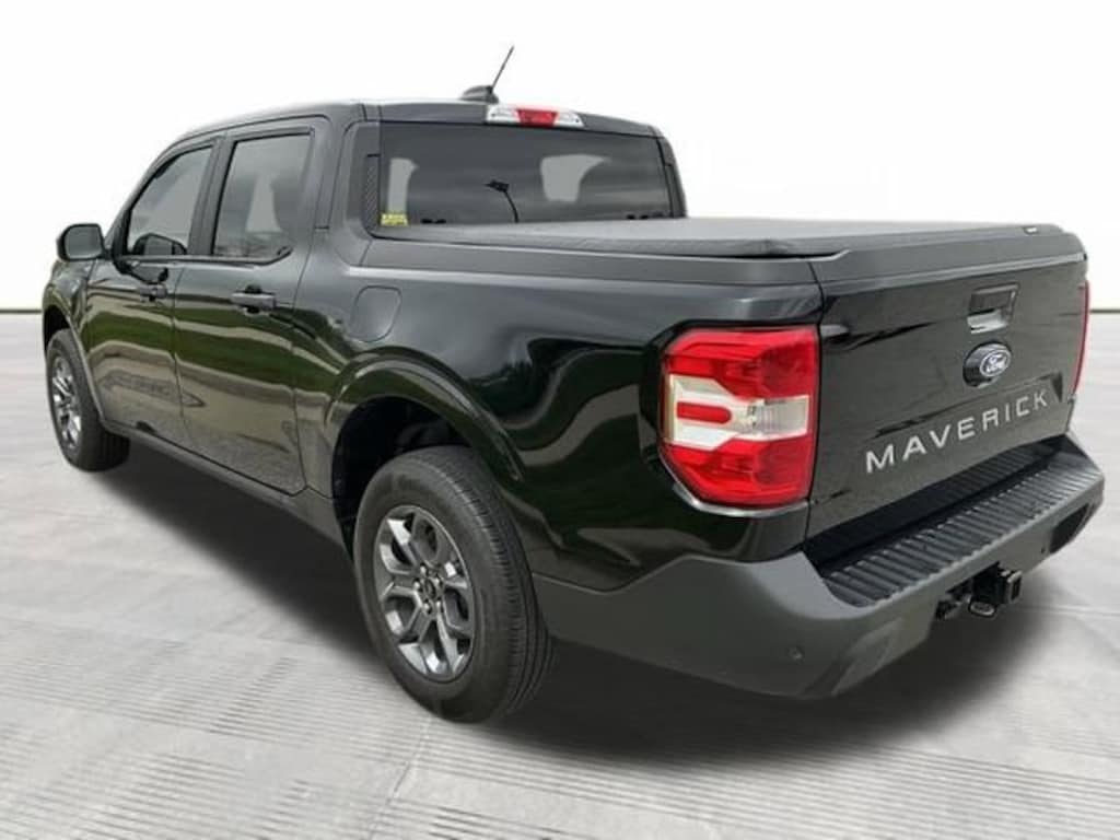 Used 2025 Ford Maverick XLT