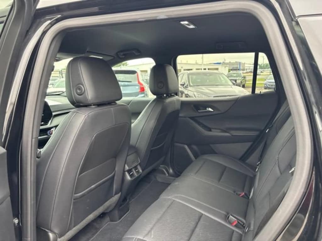 Used 2025 Chevrolet Equinox LT SUV