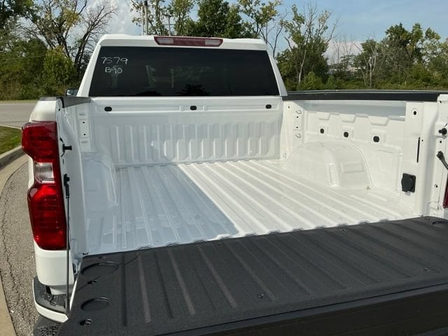 2026 Chevrolet Silverado 1500 Custom - Photo 11