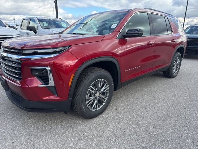 2026 Chevrolet Traverse photo 2
