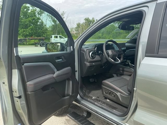 2026 Chevrolet Colorado Z71 - Photo 16