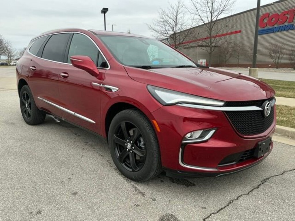 Used 2024 Buick Enclave Essence SUV