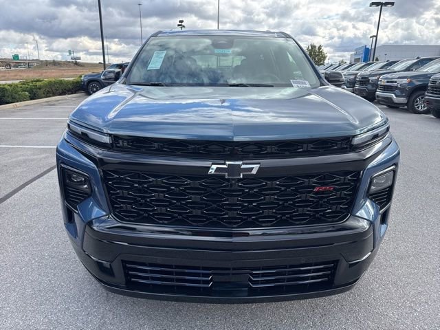 2026 Chevrolet Traverse RS photo 2