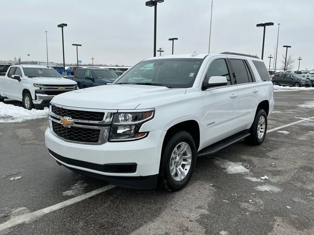2017 Chevrolet Tahoe LT photo 2