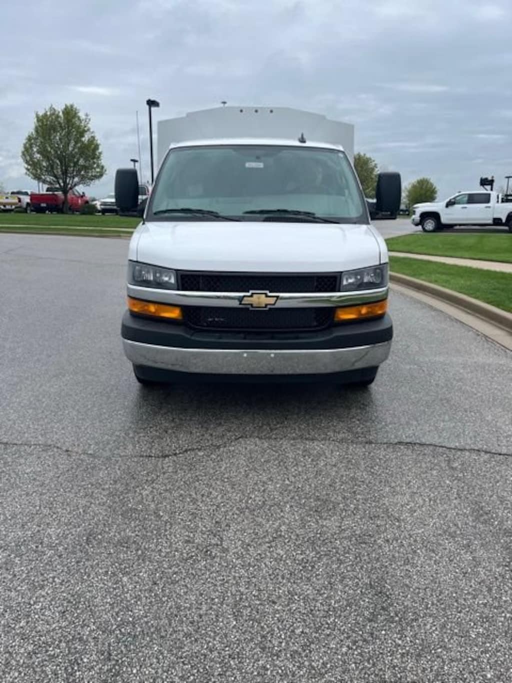 New 2026 Chevrolet Express Cutaway 3500 1WT Cutaway Van