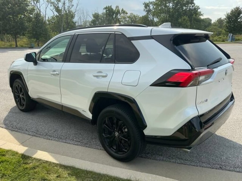 Used 2023 Toyota RAV4 Hybrid SE