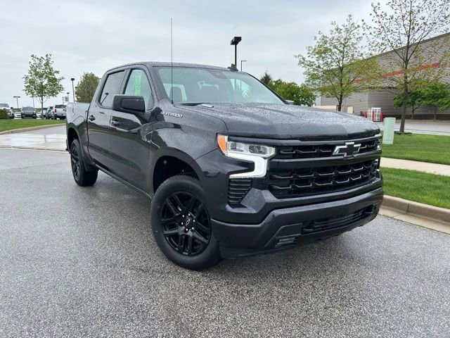 Used 2023 Chevrolet Silverado 1500 RST with VIN 1GCUDEE88PZ124637 for sale in Fort Wayne, IN