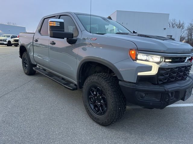2024 Chevrolet Silverado 1500 ZR2 photo 2