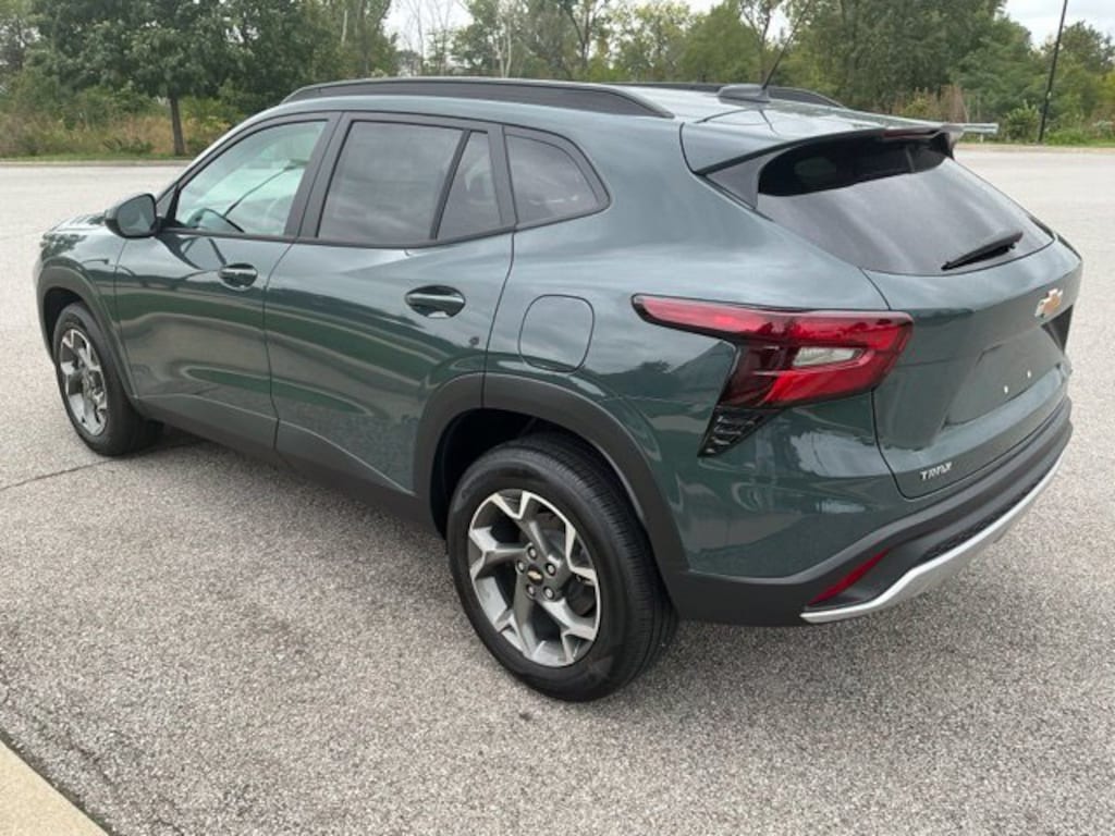 New 2026 Chevrolet Trax LT SUV