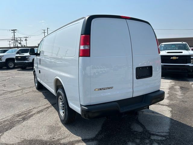 2025 Chevrolet Express Cargo 2500 Van photo 2