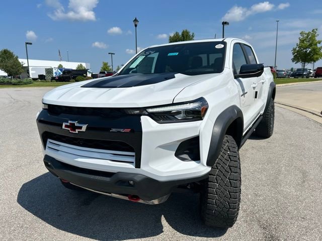 2026 Chevrolet Colorado ZR2 photo 2