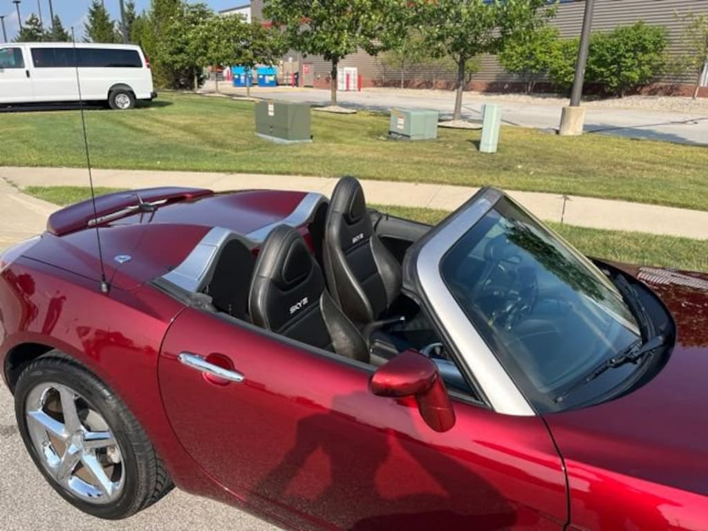 Used 2009 Saturn Sky Red Line Car