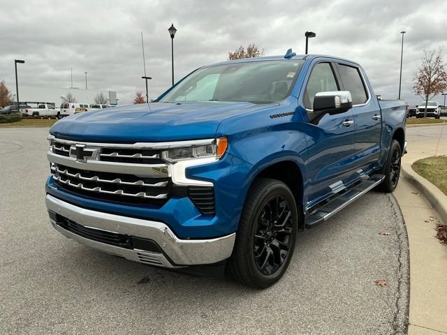 2024 Chevrolet Silverado 1500 LTZ photo 2