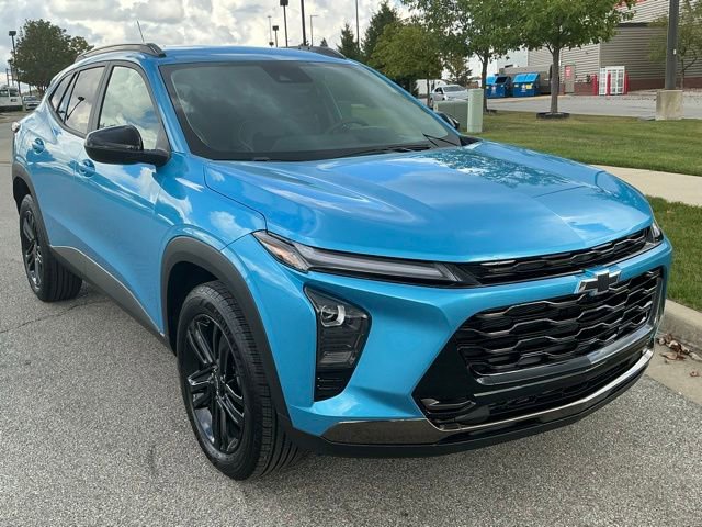 2025 Chevrolet Trax ACTIV photo 2