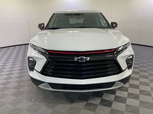 2024 Chevrolet Blazer 2LT photo 2