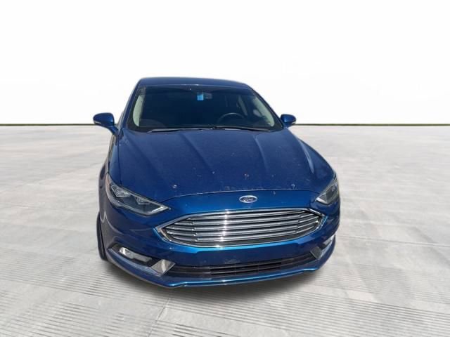 2017 Ford Fusion SE photo 2