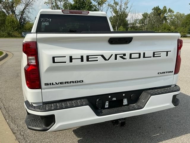 2026 Chevrolet Silverado 1500 Custom - Photo 10