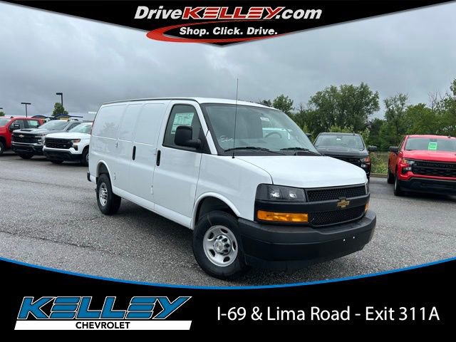 2025 Chevrolet Express Cargo