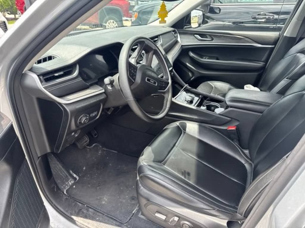 Used 2023 Jeep Grand Cherokee L Limited