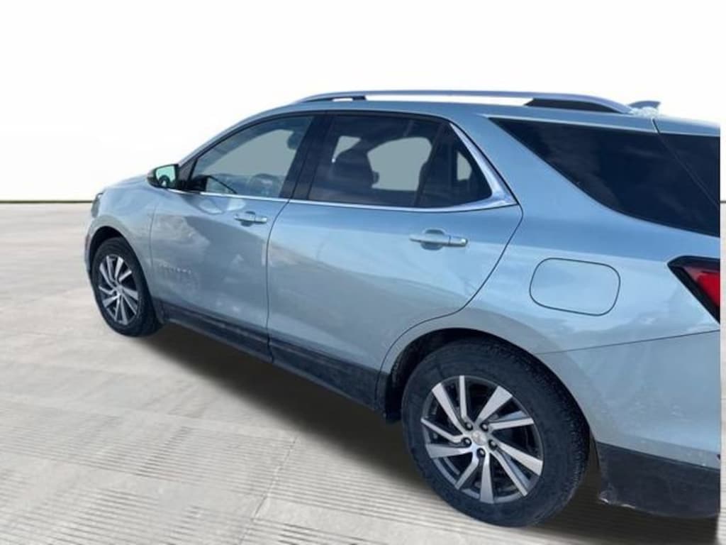 Used 2022 Chevrolet Equinox Premier SUV