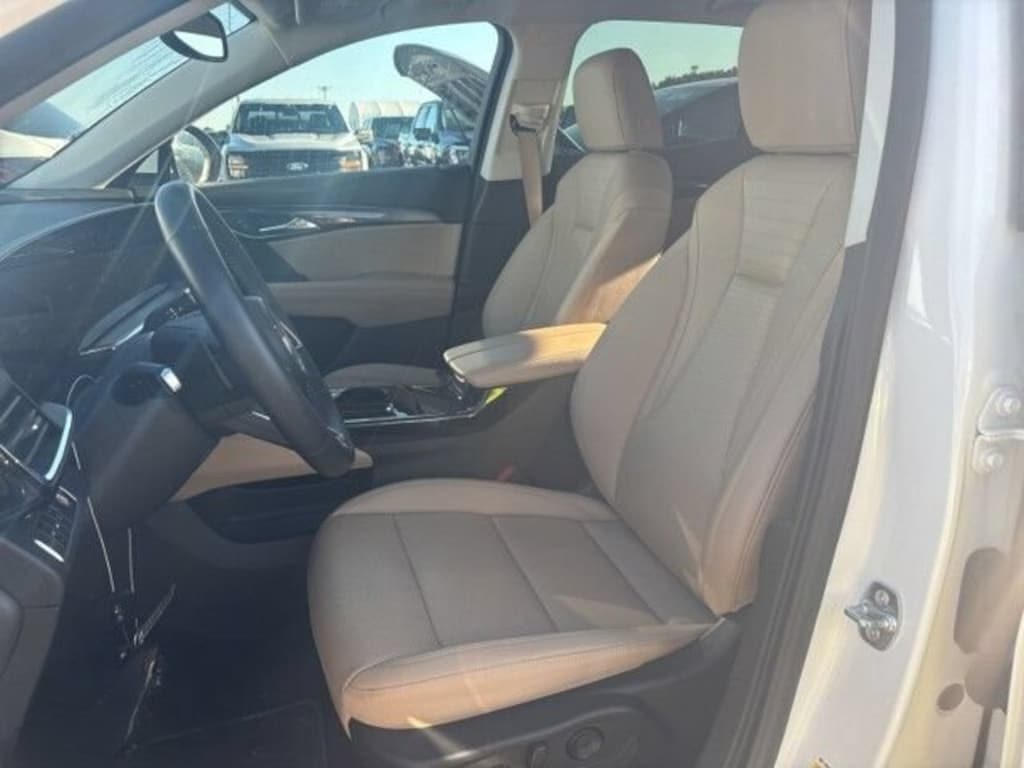 Used 2024 Buick Envision Preferred SUV