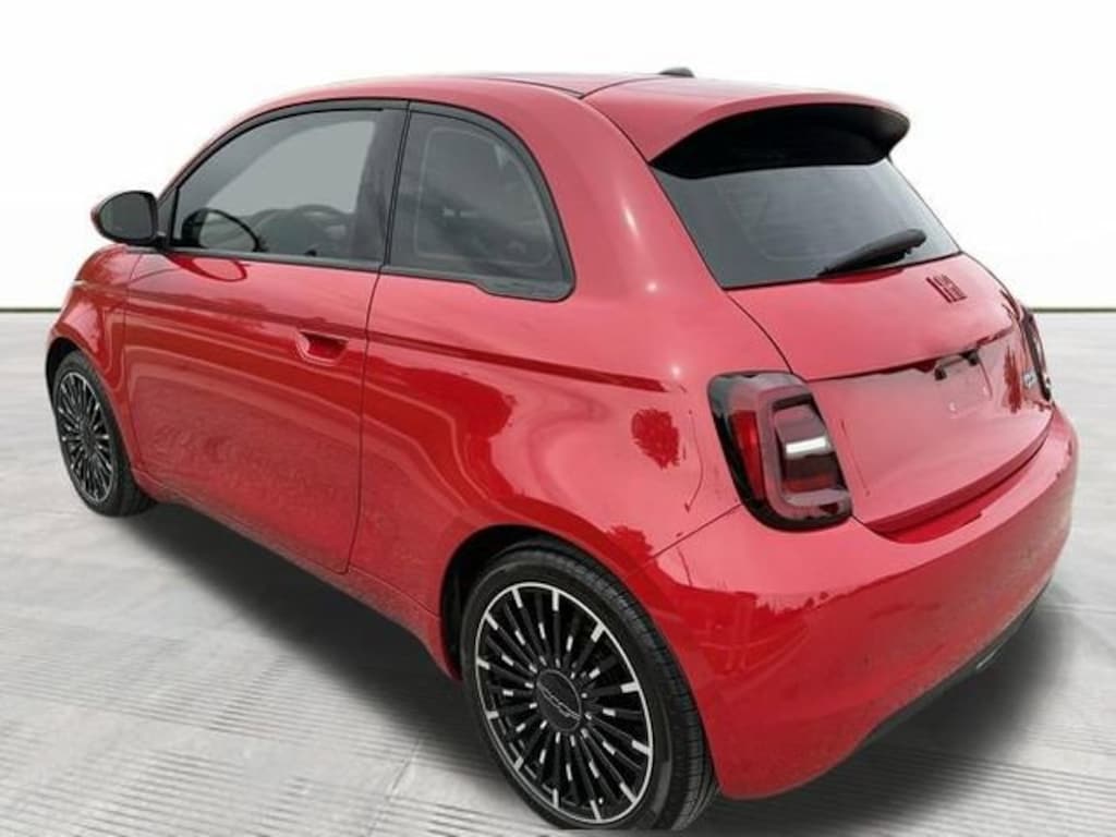 Used 2024 FIAT 500e Inspi(RED)