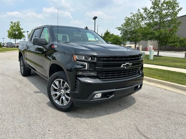 Used 2021 Chevrolet Silverado 1500 RST with VIN 1GCUYEED9MZ144652 for sale in Fort Wayne, IN