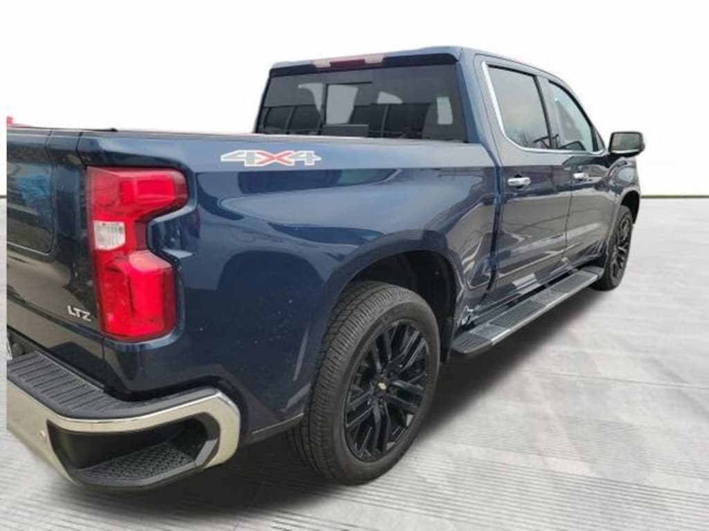 Used 2022 Chevrolet Silverado 1500 LTZ Truck