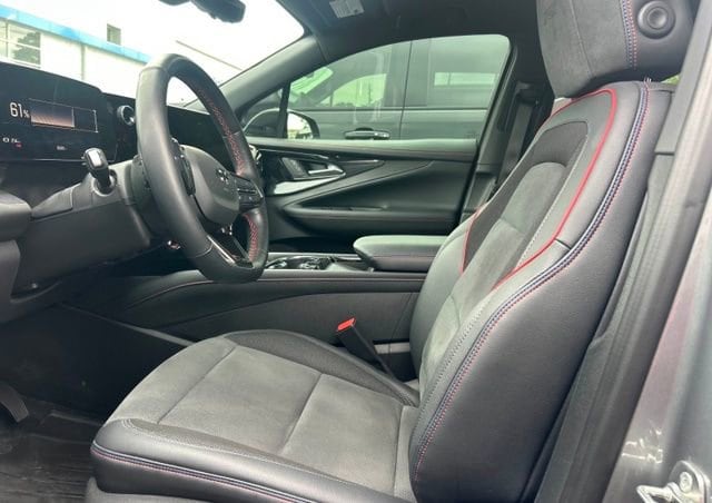 Used 2024 Chevrolet Blazer EV RS with VIN 3GNKDHRK9RS236787 for sale in Fort Wayne, IN